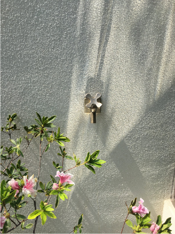 花バラ形 室外水栓|銅製おしゃれ蛇口 単水栓 黒 ガーデン・庭用