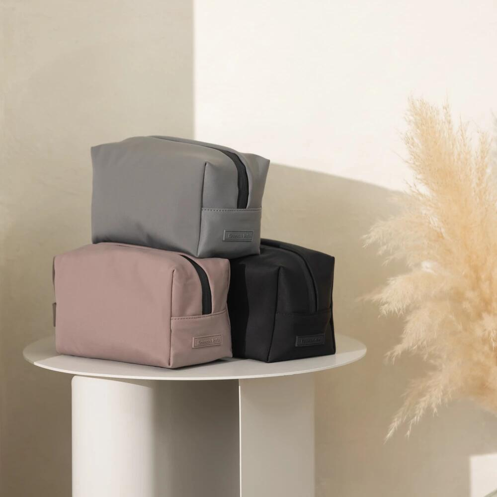Dausonlab マルチ収納ポーチ 2L 3色 グレー ピンク 黒 防水 大容量 軽量 多機能 旅行 整理整頓