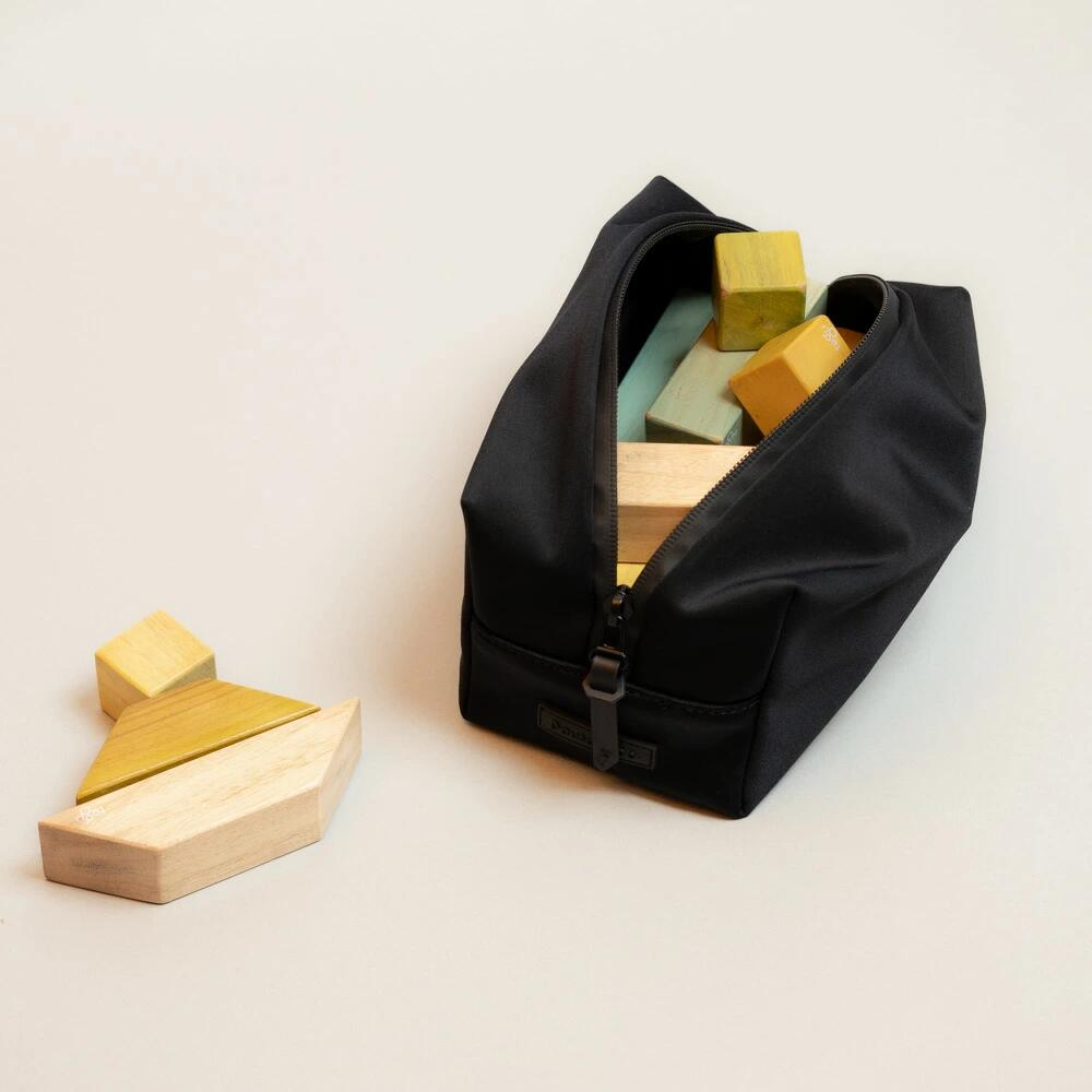 Dausonlab マルチ収納ポーチ 2L 黒 防水 大容量 玩具収納 おもちゃ 子供用品 整理整頓 旅行用